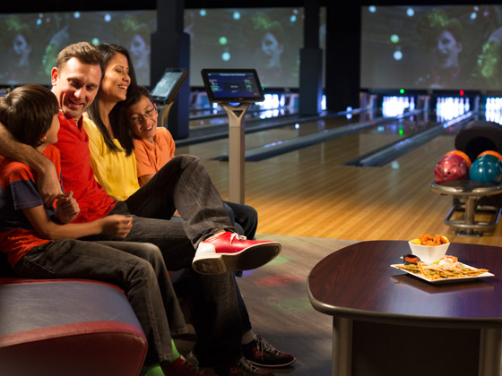 qubicaamf-plan-your-bowling-project-Bring-Bowling-to-an-FEC-.jpg
