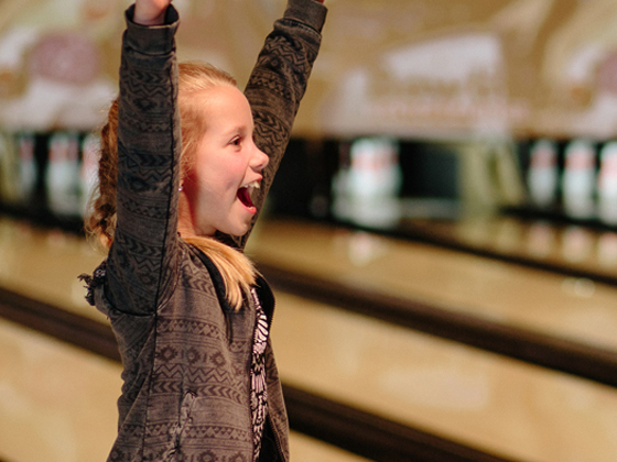 QubicaAMF-bowling-Field-Trips-Youth-Groups-QuickStart-tale.jpg